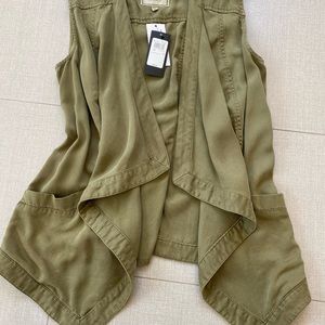 Military style vest, army green